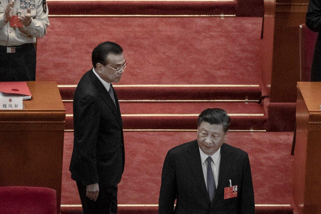Political Infighting on Display as Chinese Leader and Premier Give Conflicting Comments on State of Economy
