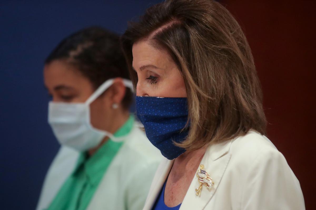 Pelosi Wants 11 Confederate Statues Removed From US Capitol