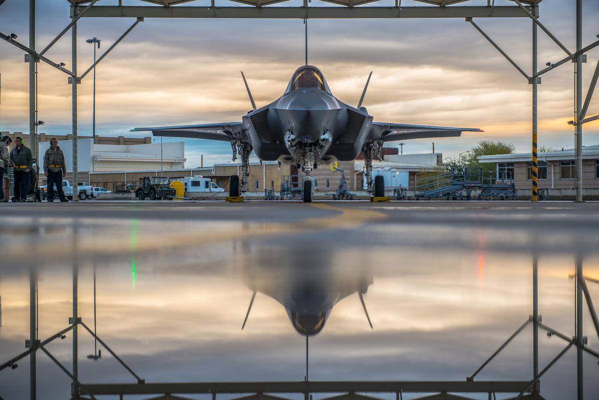 Australian Air Force’s Fifth Generation F-35’s Ready to Fly