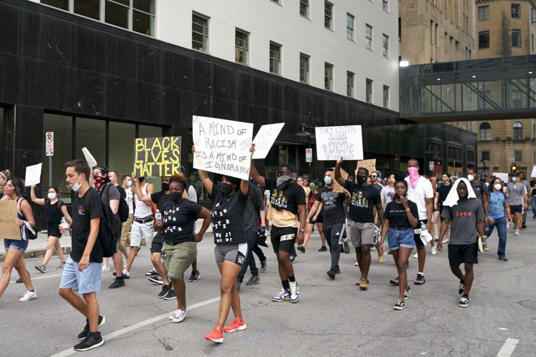 Competing Petitions Call for University to Remove or Keep Former Texas Gov. Statue on Campus