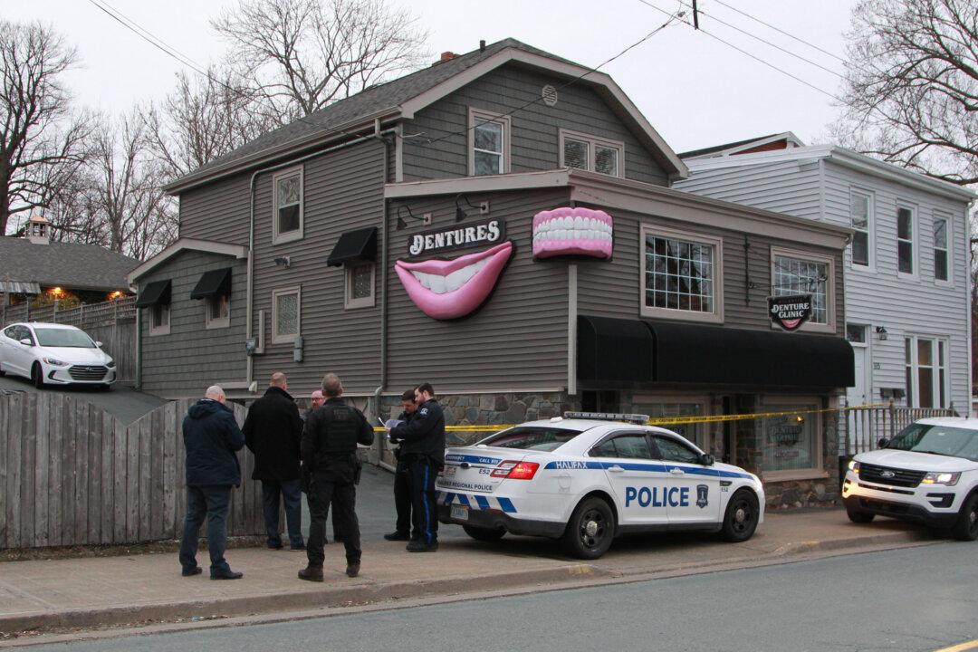 Partner of N.S. Gunman Withdraws as Executor