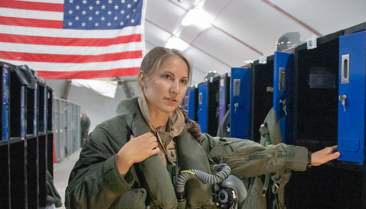 Female Air Force Pilot Becomes First Woman to Fly F-35A Stealth Fighter Into Combat