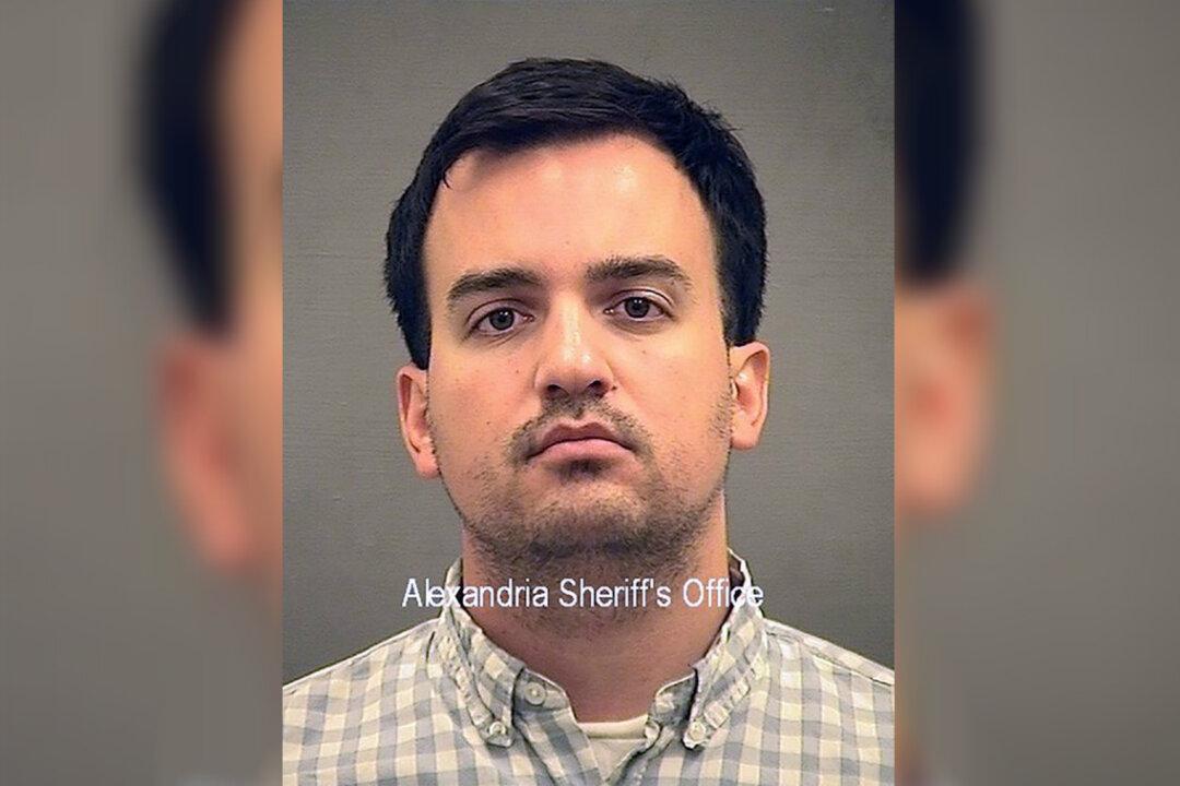 Former Defense Analyst Who Leaked to NBC Reporters Sentenced to Jail Time