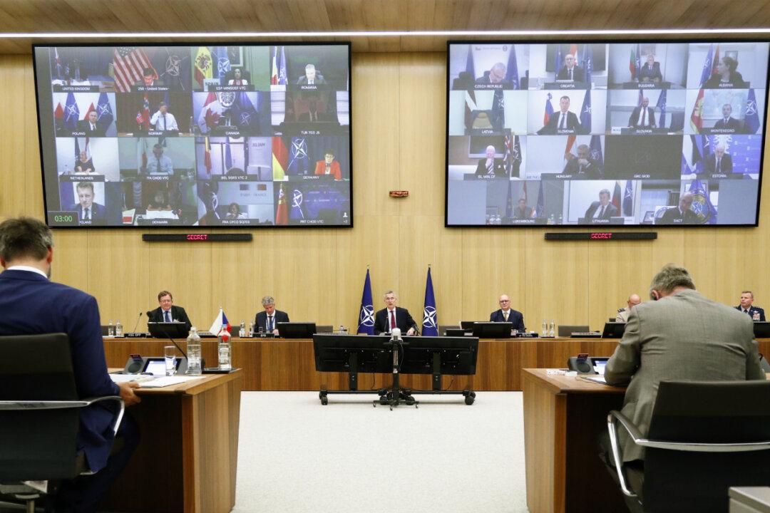 NATO Defense Ministers Agree On Response to Russia’s Missile Buildup: NATO Chief