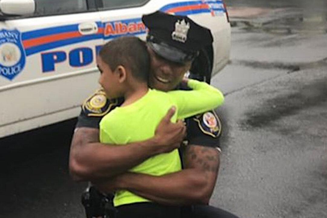 ‘I’m Not Derek Chauvin … I’m Me’: Black Police Officer Posts Personal Message Online, and It Goes Viral