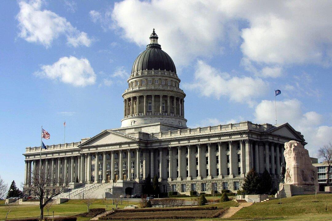 Utah Governor Apologizes for Calling Members of Congress ‘Imbeciles’ over Immigration Reform