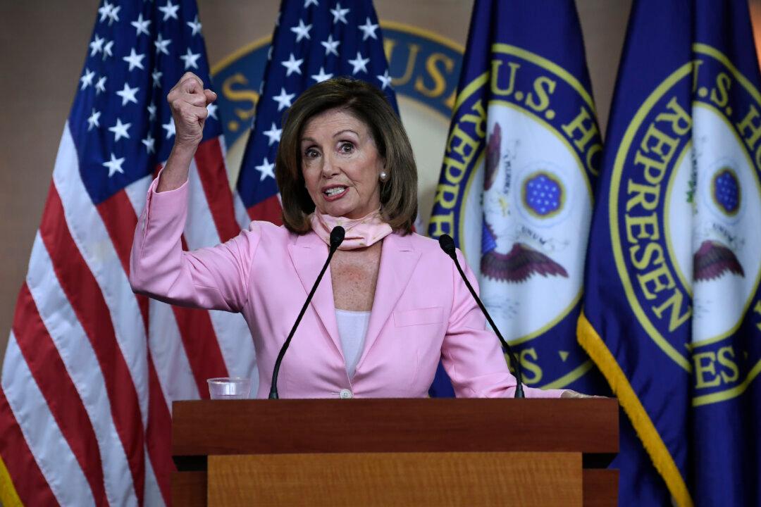 Representative Urges Pelosi to Put House Speaker Portraits Back in US Capitol