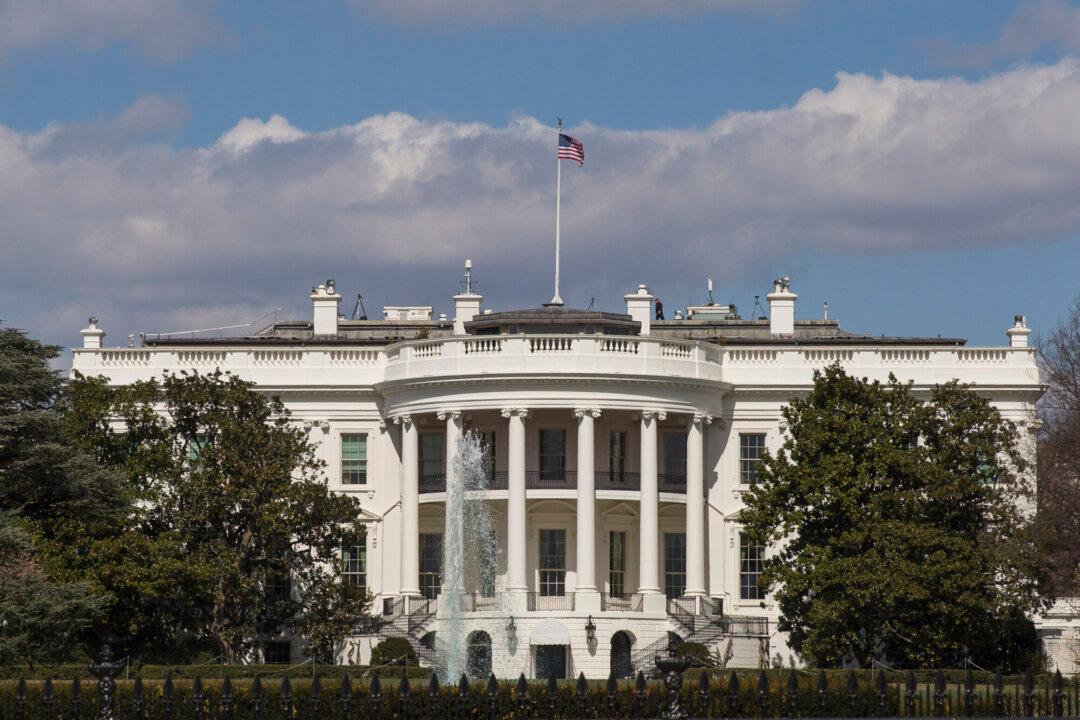Trump Signs Executive Order Promoting Classical Architecture for Federal Buildings