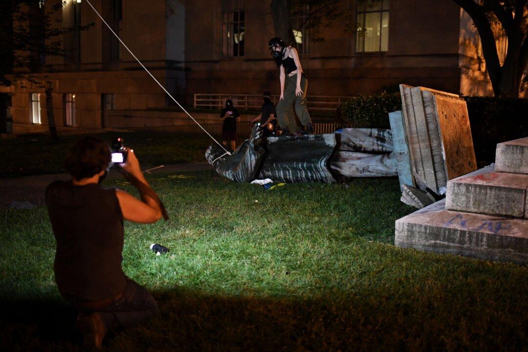 Trump Denounces Wave of Statue Toppling