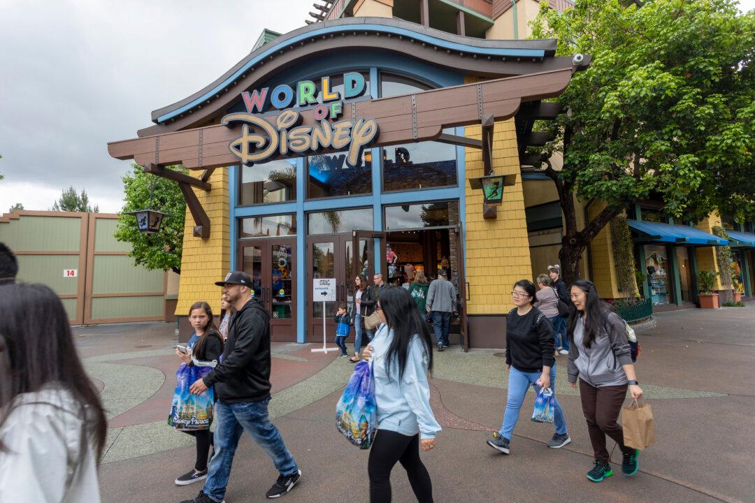 Is the Disney Store in Crisis? The Reality Behind the Closure of More Than 60 Physical Stores