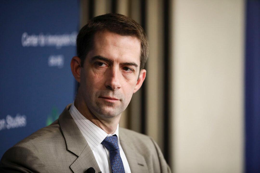Tom Cotton Launches ‘War Room’ to Help Fight Attacks on Trump’s Supreme Court Nominee