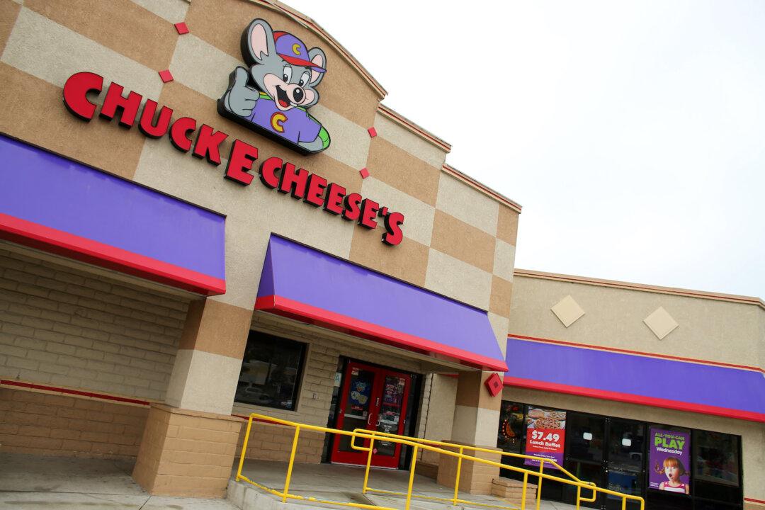 Chuck E. Cheese Parent Files for Bankruptcy, Another Casualty of Pandemic