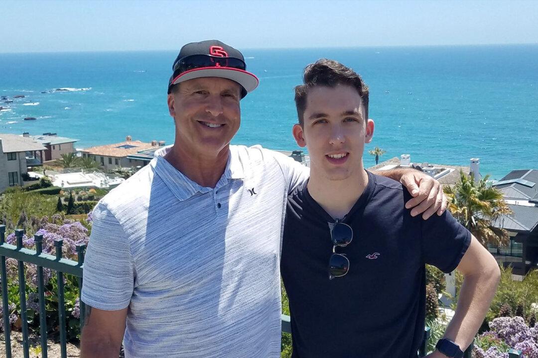 Former Drug-Addict Dad Finally Reunites With Son 20 Years After Giving Him Up for Adoption