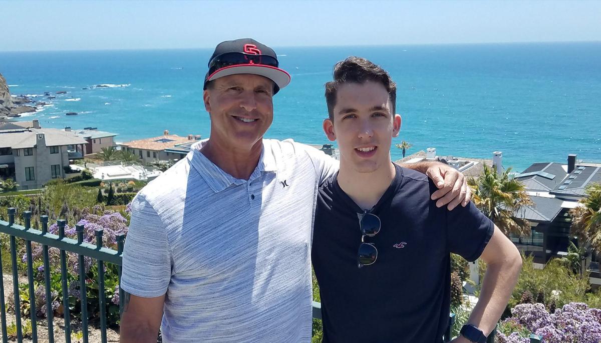 Former Drug-Addict Dad Finally Reunites With Son 20 Years After Giving Him Up for Adoption