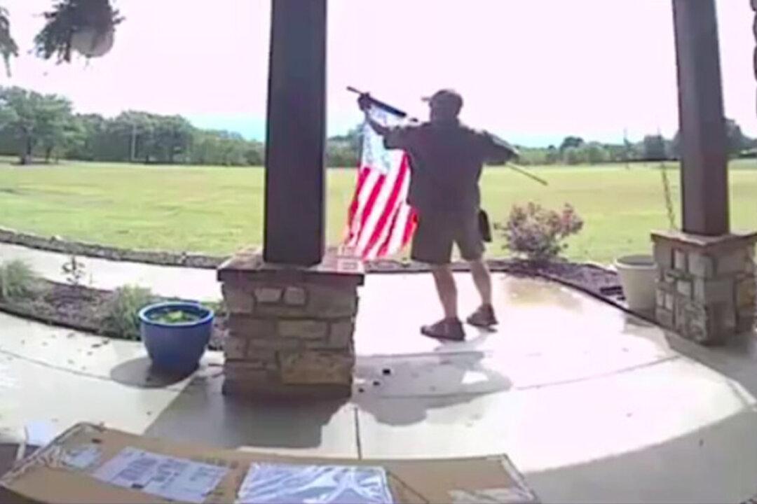 ‘Hero’ UPS Driver Untangles Client’s American Flag During Memorial Day Weekend Delivery