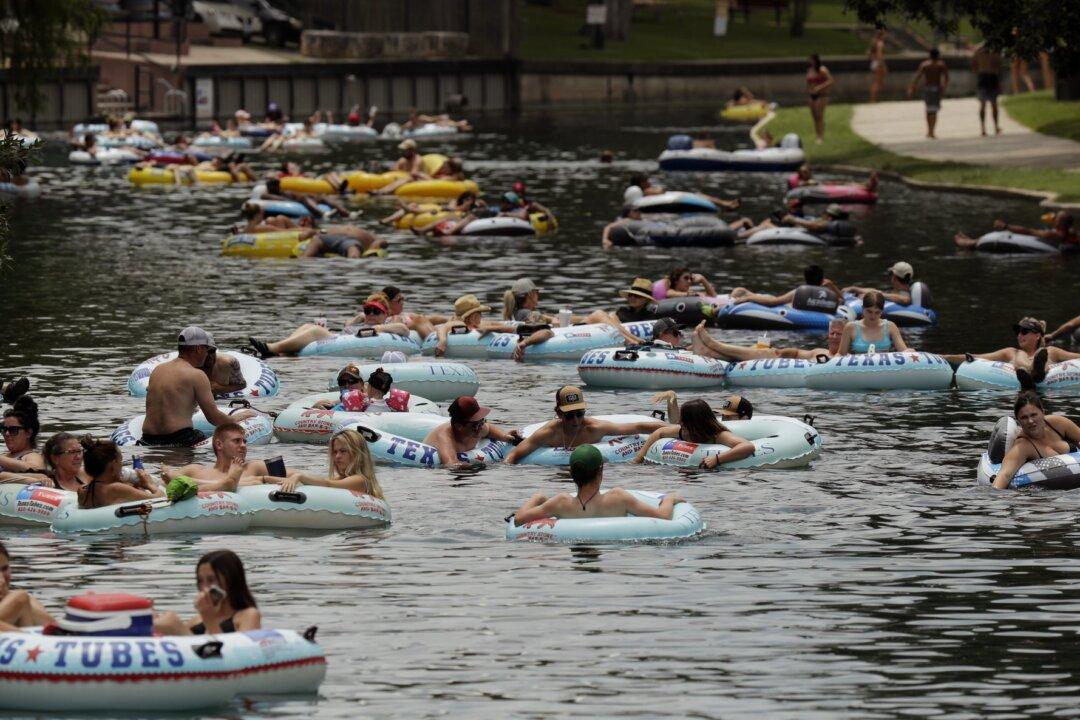 Most of the US Will Soar Into the 90s on July 4