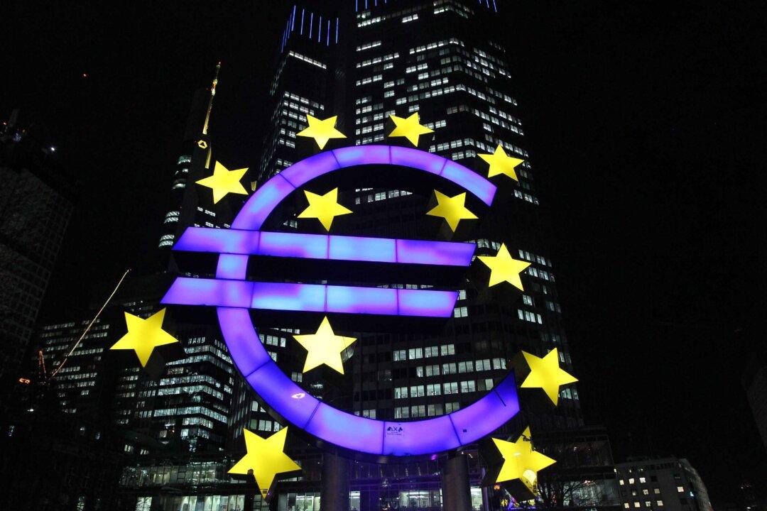 ECB Says Cash ‘Not Fit’ for Digital Economy, Dismisses CBDC Privacy Concerns