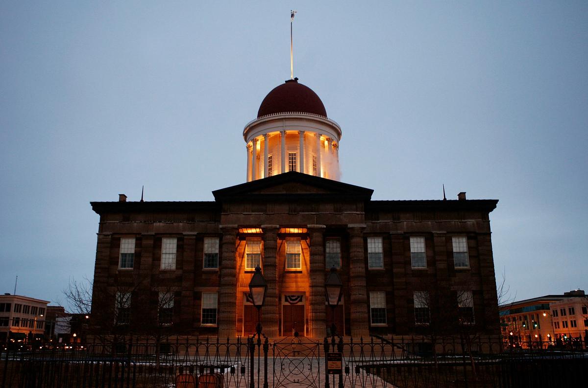 Illinois Approves Fixes to Criminal Justice Overhaul to Address Police Concerns