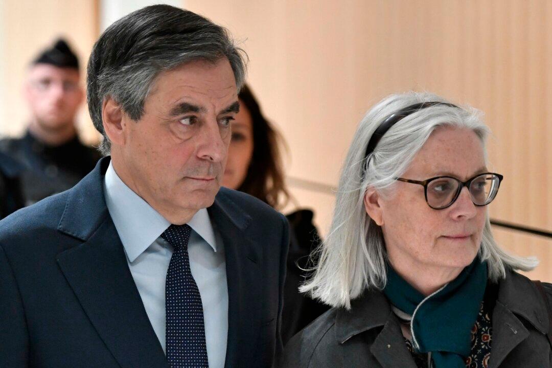 French Ex-Prime Minister Fillon, Wife Found Guilty of Fraud