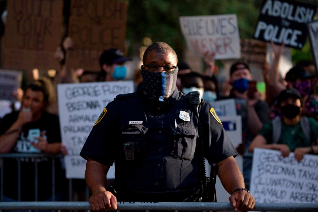 Texas State Senate Passes Bill Requiring Voter Approval of Police Budget Cuts
