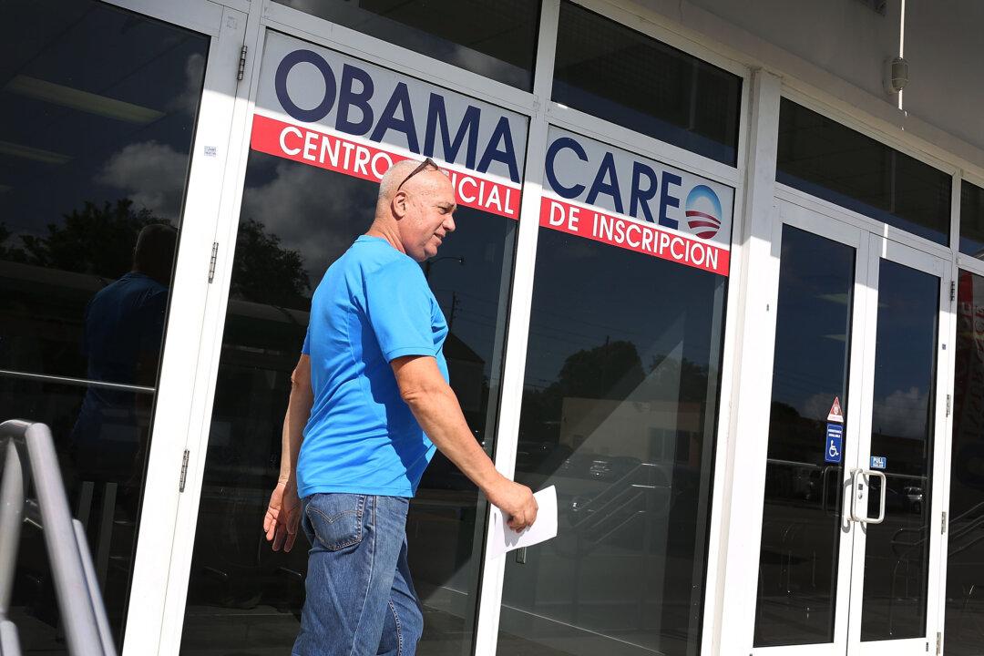 Experts Weigh In on Obamacare as White House Asks Supreme Court for Termination