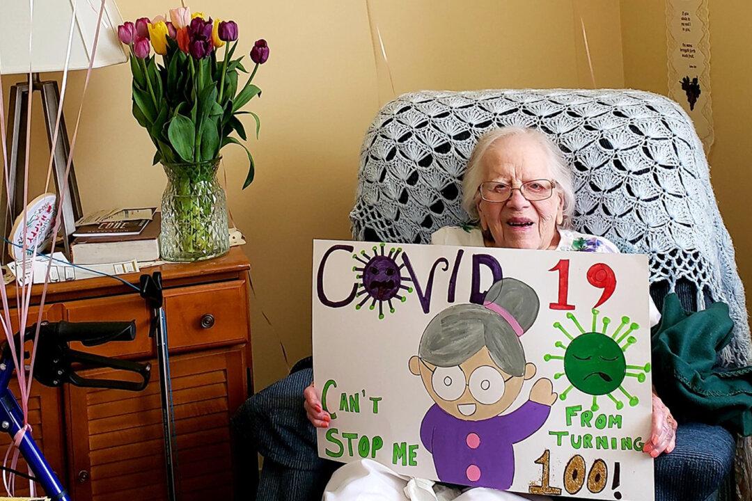 Indiana Woman Celebrates 100th Birthday With Family After Beating COVID-19