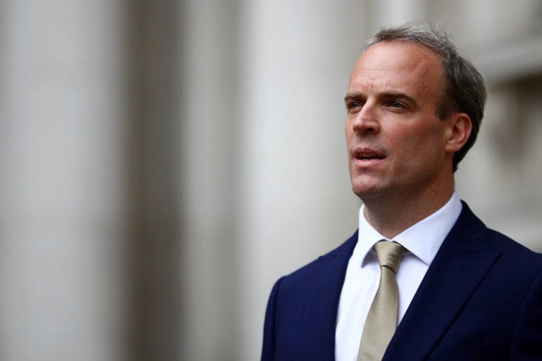 UK Politicians Voice Concern, Call for Sanctions Over Sentencing of 3 Hong Kong Activists
