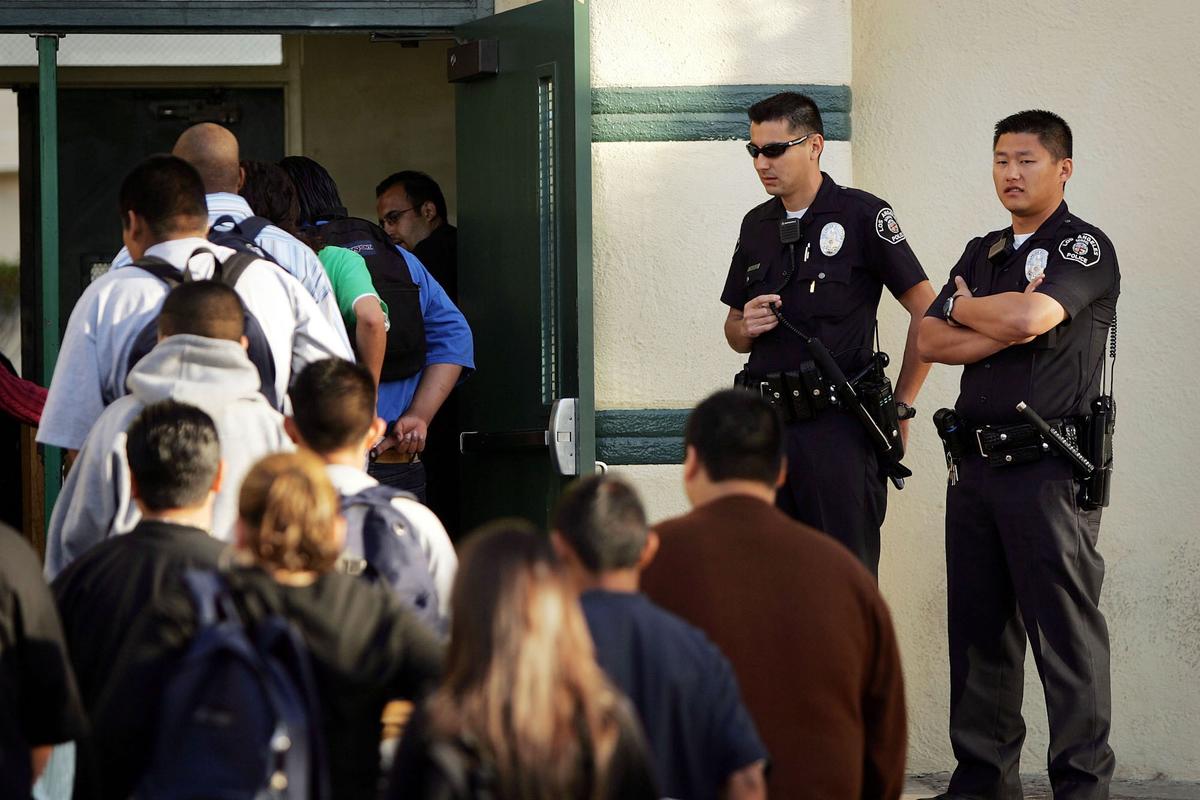 LA School District Rejects Proposal to Allow Police Officers Back on Campus