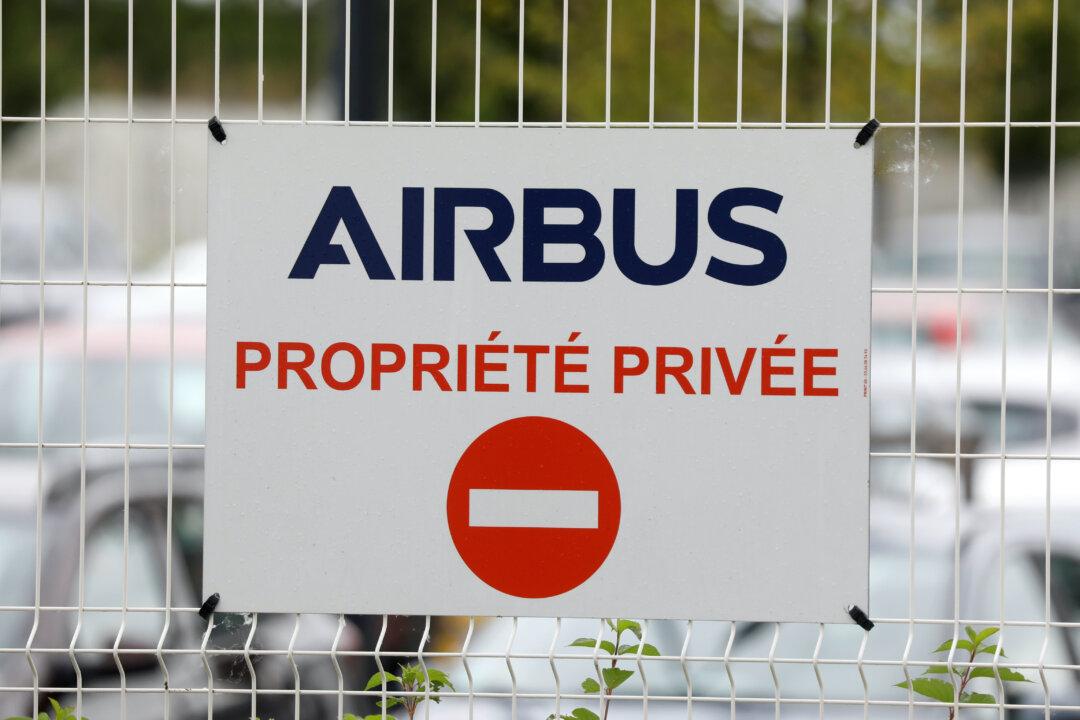 Airbus Hints at Compromise as Governments Fret Over Job Cuts