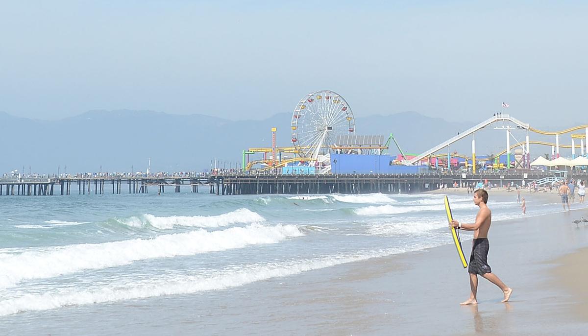 Lifeguards Spot Single-Prop Plane Crash Into the Ocean, Then Dive In to Save Injured Pilot