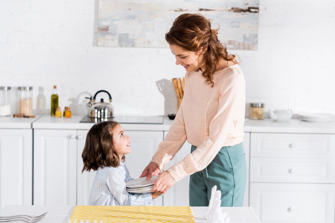 4 Tricks for Teaching Manners to Young Children