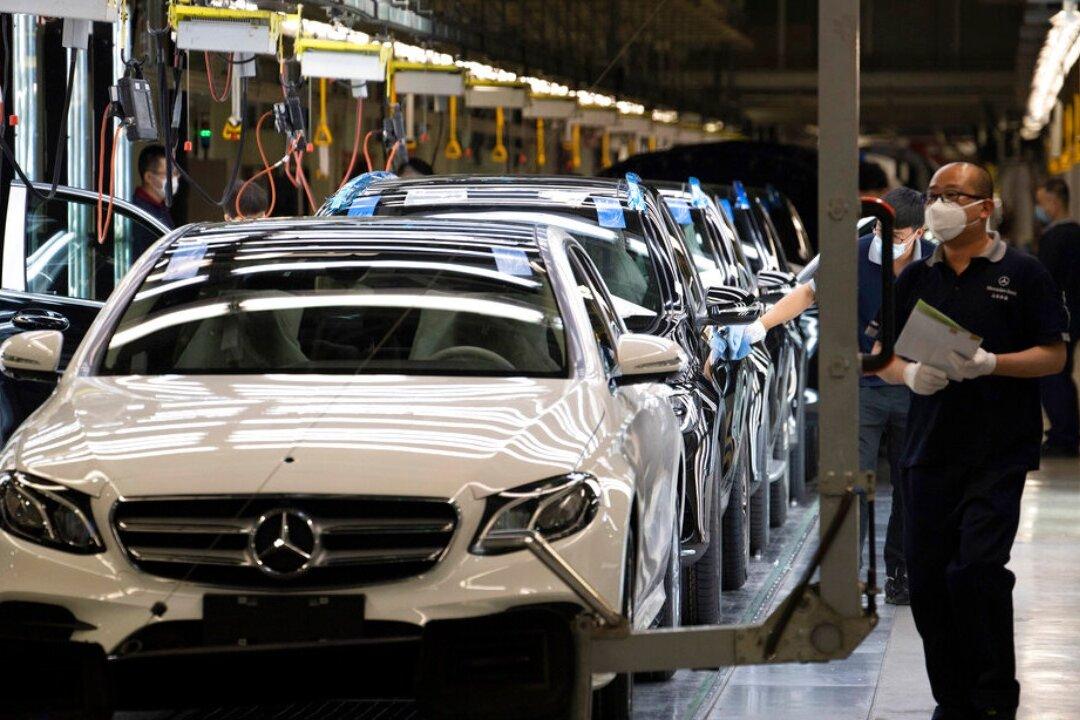 In Germany, New Factory Orders Declined in February 2022