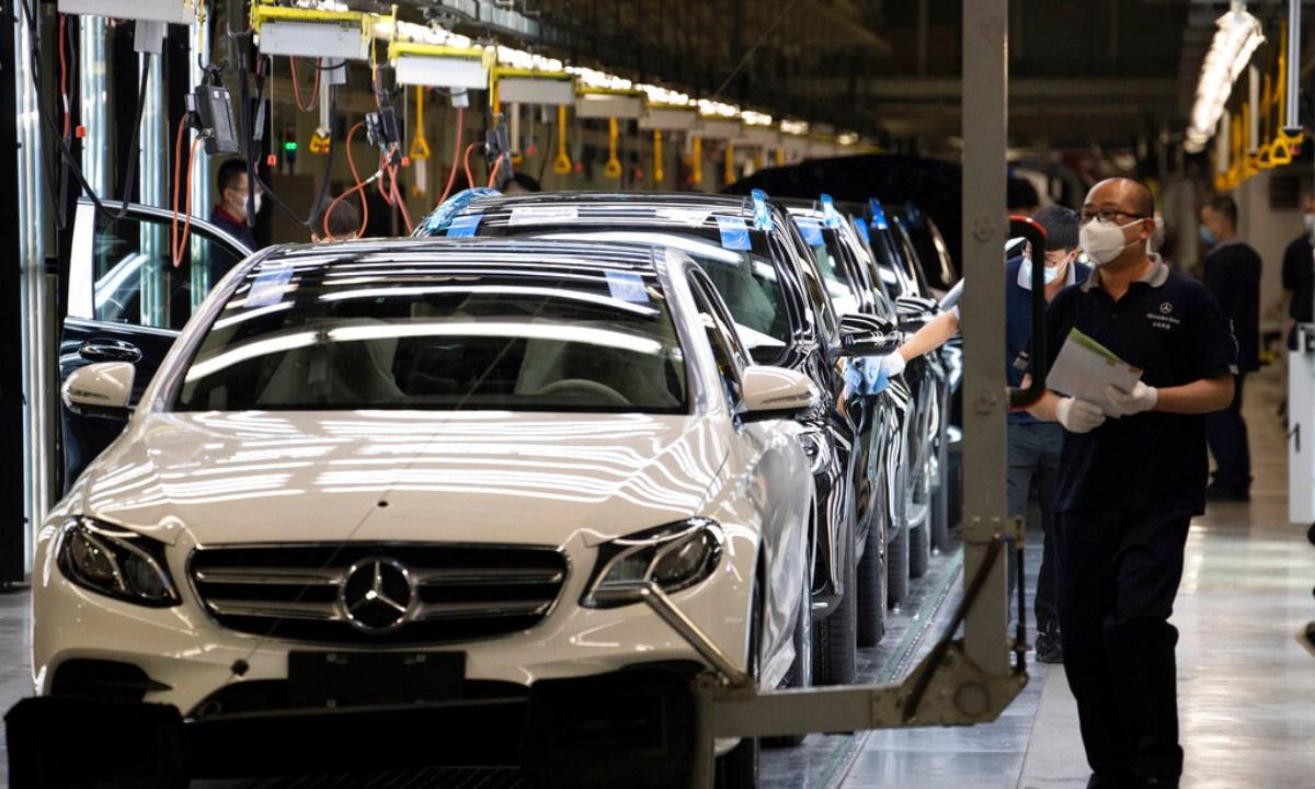In Germany, New Factory Orders Declined in February 2022