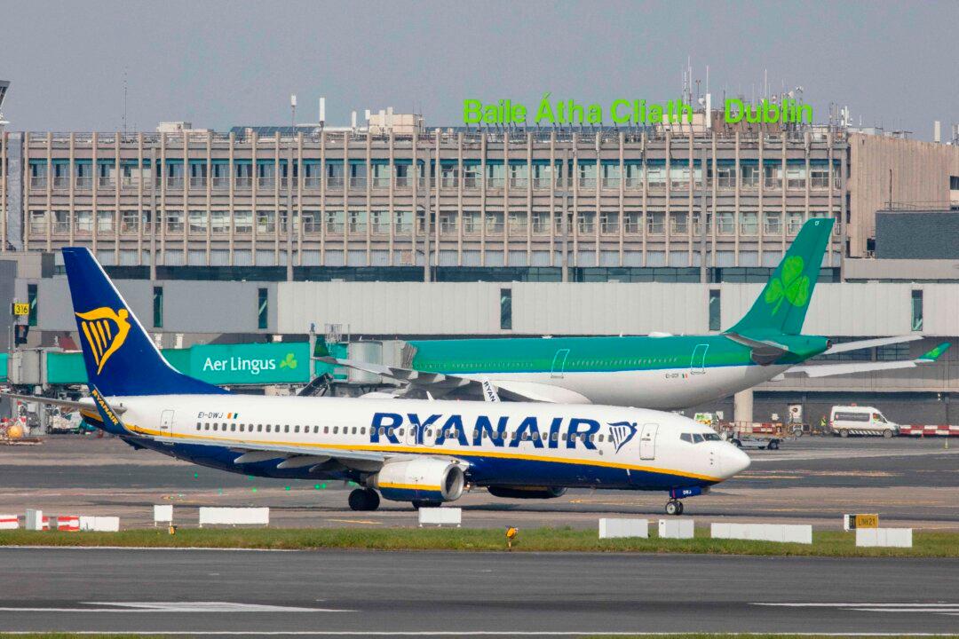Ryanair Ends Talks With Boeing on Large 737 MAX 10 Order