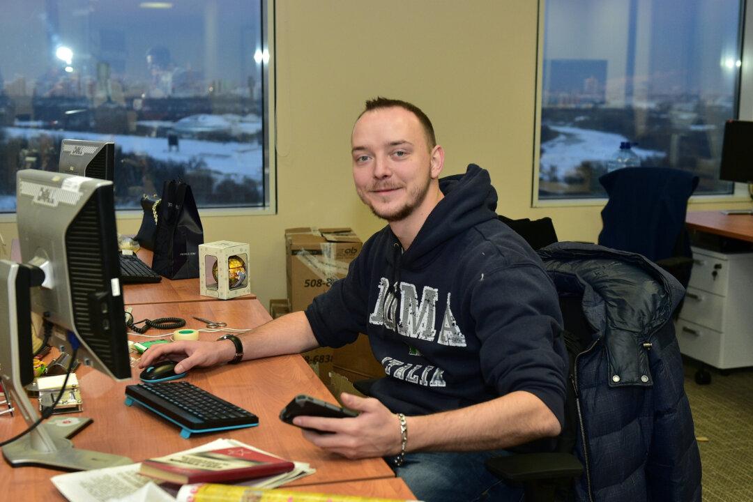 Russia Detains Ex-journalist Accused of Passing Secrets to West