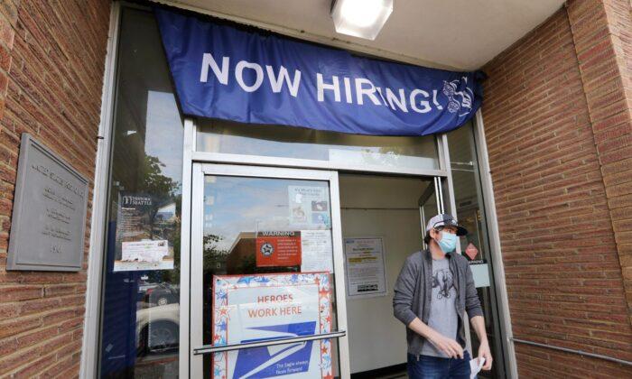 US Economy Adds 49,000 Jobs, Unemployment Falls to 6.3 Percent