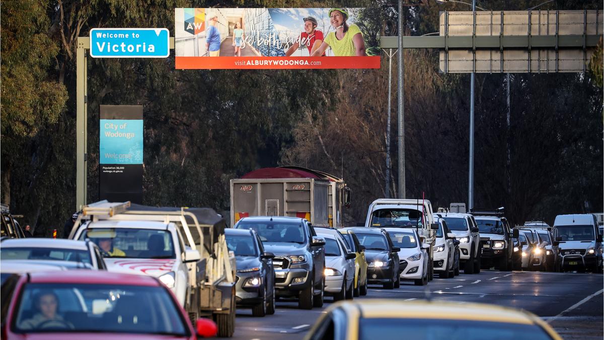 NSW Tightens Entry at Border With Victoria