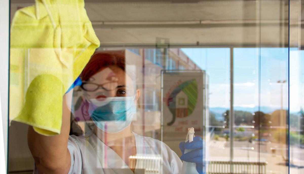 Housekeepers Hailed as ‘Hidden Heroes’ During the Pandemic: ’We Know Lives Are at Stake’