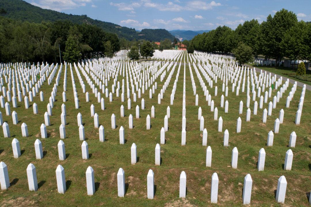 Bosnian Serb Government Indoctrinating Children Over Srebrenica, UN Tribunal Head Says
