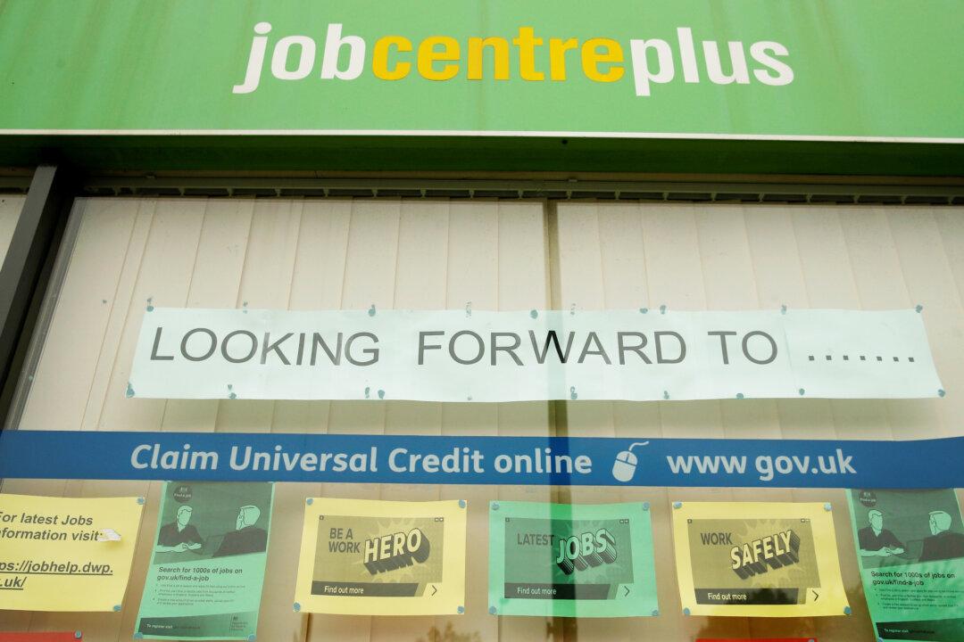 UK Launches New Scheme Kick-Starting Careers for Unemployed Youth