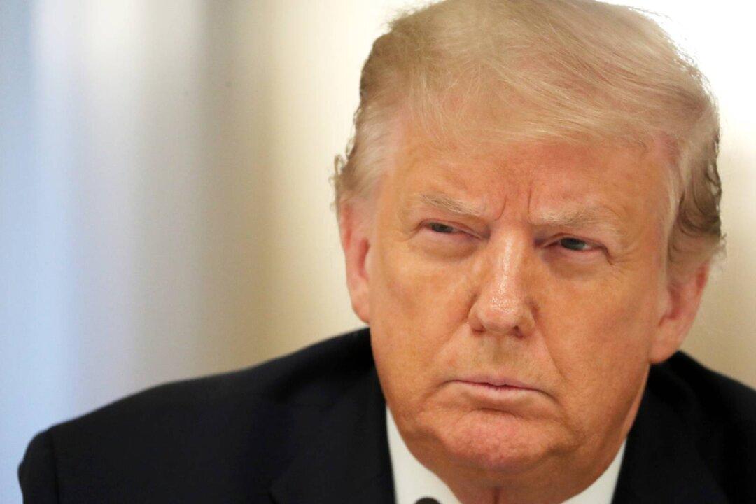 Trump Rebukes Fauci’s COVID-19 Assessment, Says US in ‘Good Place’