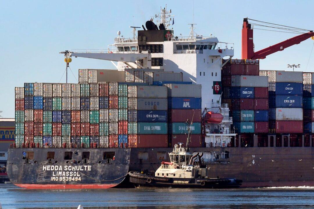 Soaring Coal Exports Takes Australia’s Trade Surplus to Record $16 Billion in May