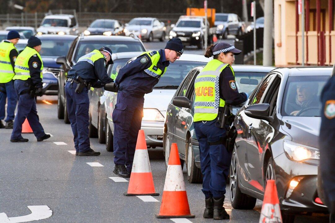Virus Spike in Australian State Troubles Neighbours