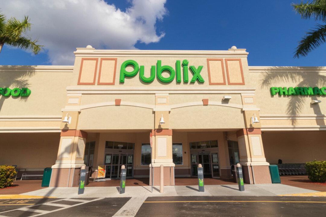 Publix Buys 5 Million Pounds of Produce, 350 Gallons of Milk From Farmers to Donate