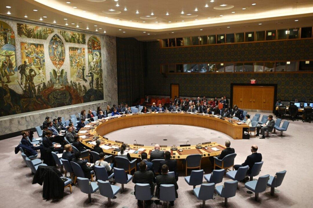 UN Fails to Approve Iran Arms Embargo Extension