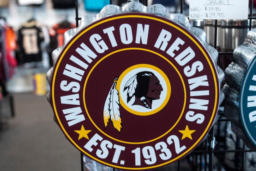 Native American Son of Washington Redskins Logo Designer Says Logo Evokes ‘Pride’