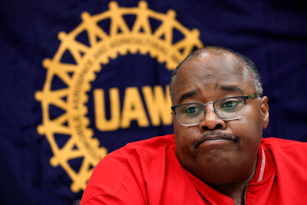 National Right-to-Work Chief Challenges Biden to Disavow Support From Corrupt UAW