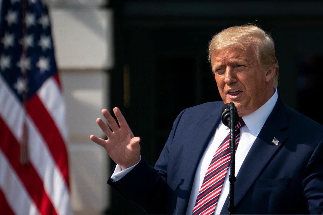 Trump Touts Rollbacks on Regulations, Cutting Red Tape in Speech