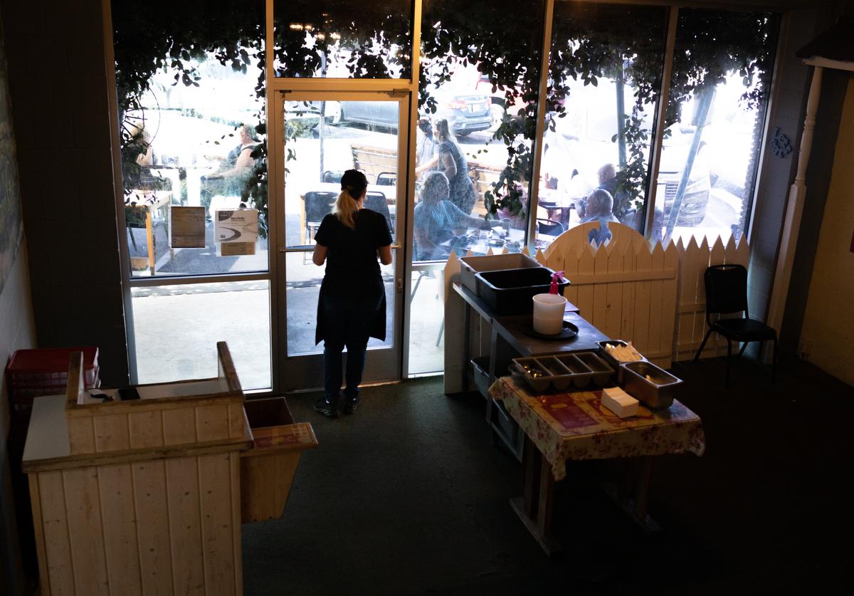 A Town Struggles to Find Harmony in a Divided Nation