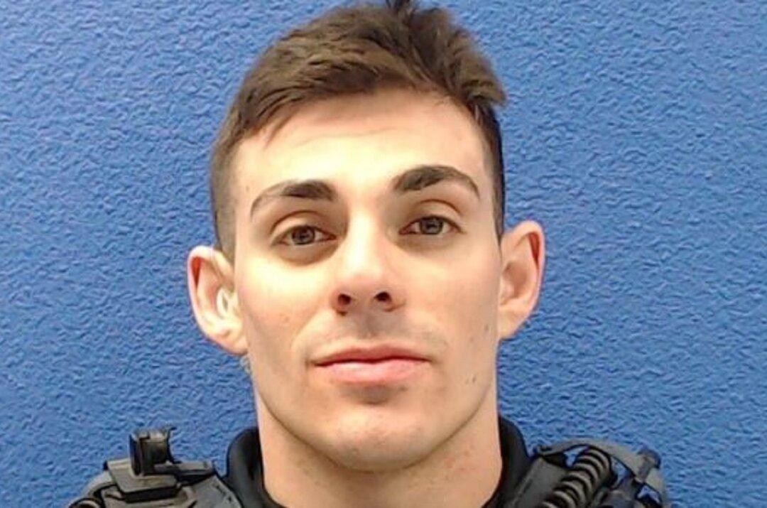 Former New Mexico Officer Faces 2nd-Degree Murder Charge Over Chokehold Death